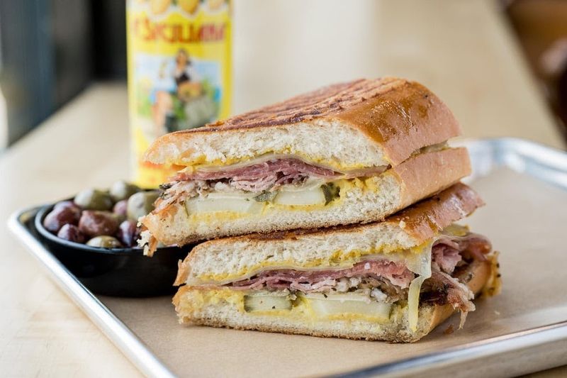 Martinelli's Market - Bakery & Deli