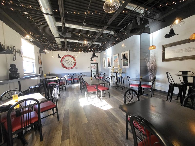 Mary Lou's Restaurant Covers More Than Just Pizza