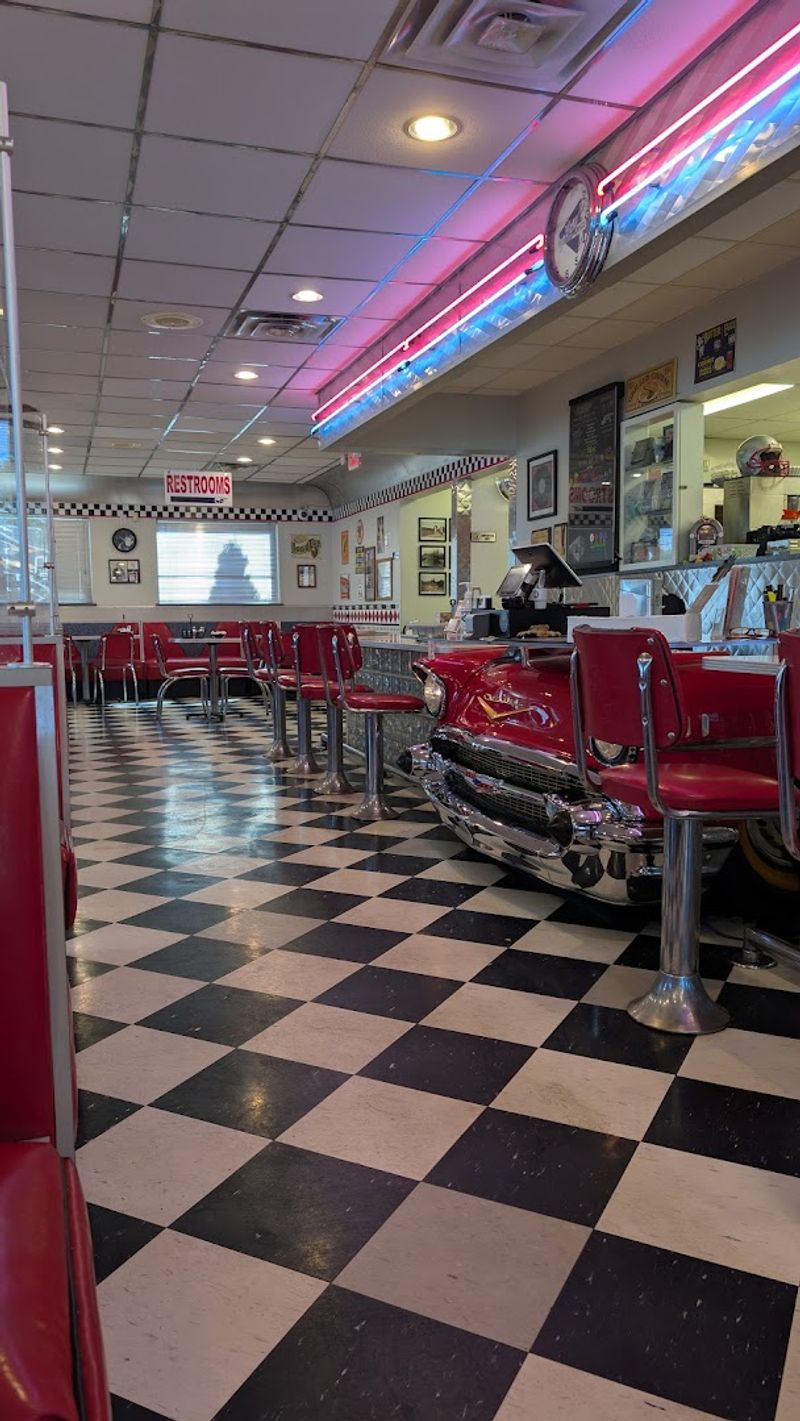 Mary's Diner, Geneva Mary's Diner, Geneva