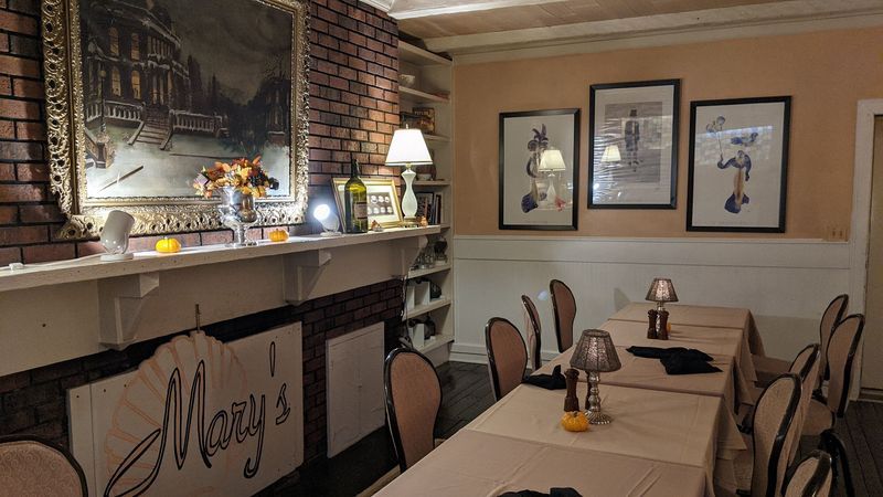 Mary's Restaurant, Herrin