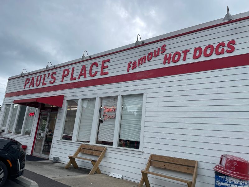 Paul’s Place Famous Hotdogs