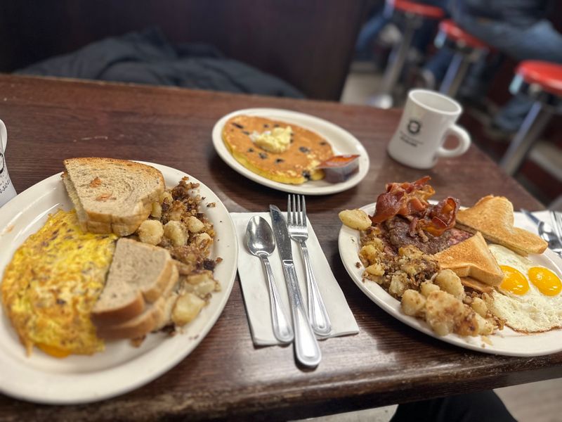 All-Day Breakfast for When Morning Cravings Strike at Night