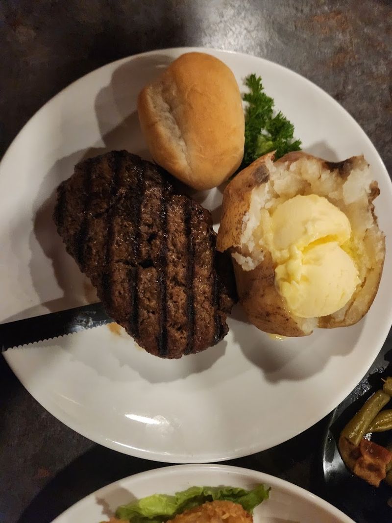 Massive Portions That Leave You Pleasantly Stuffed Massive Portions That Leave You Pleasantly Stuffed