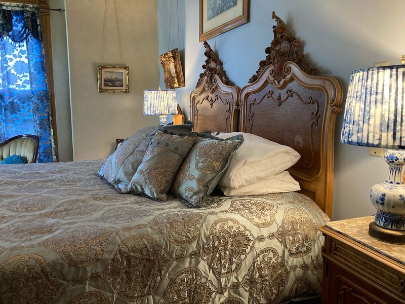 Use The Castle As A Quiet Basecamp