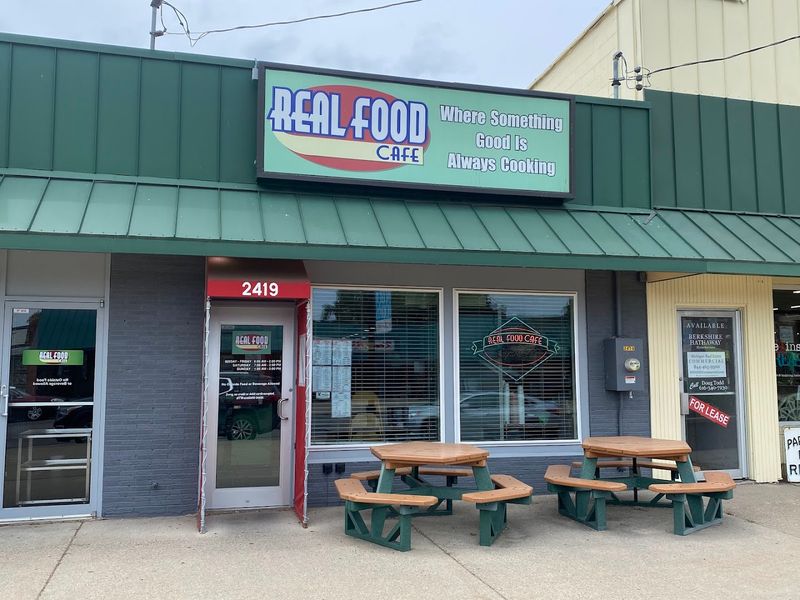 Real Food Cafe, Grand Rapids