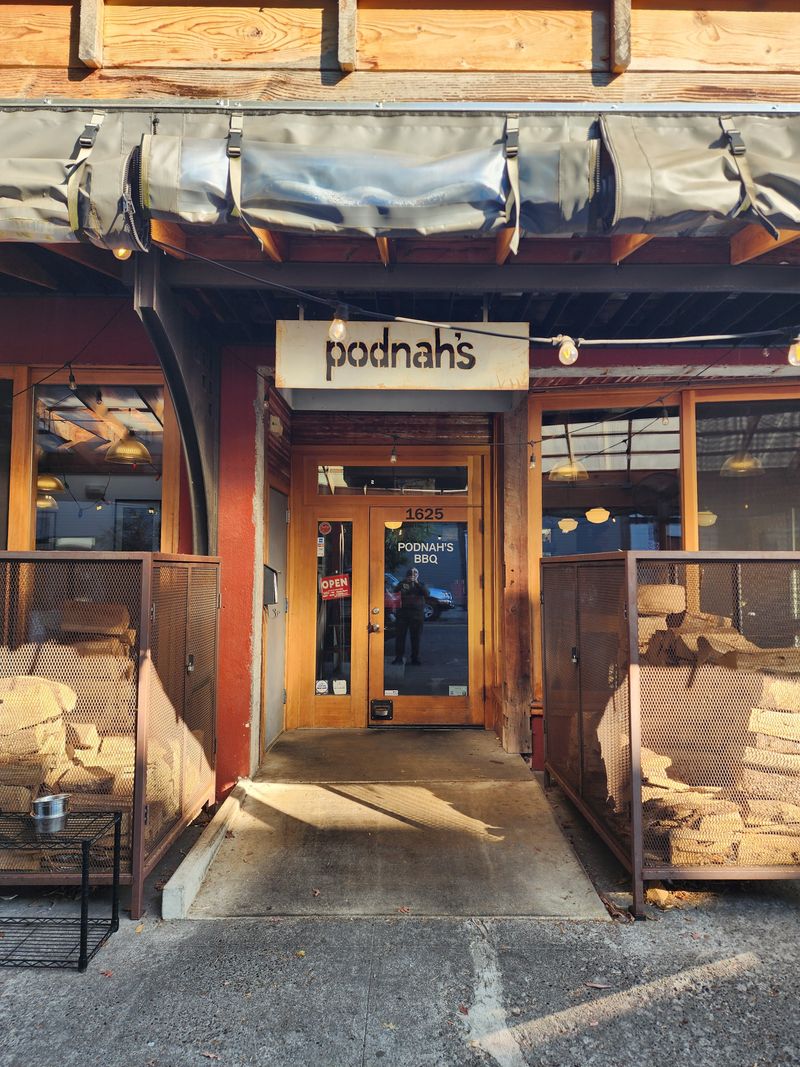 Podnah’s Pit Barbecue