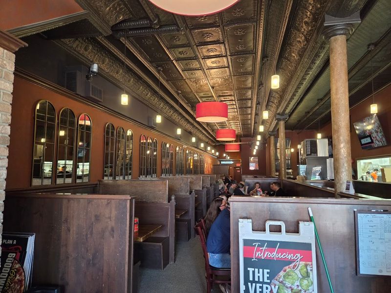 Six Hundred Downtown, Bellefontaine