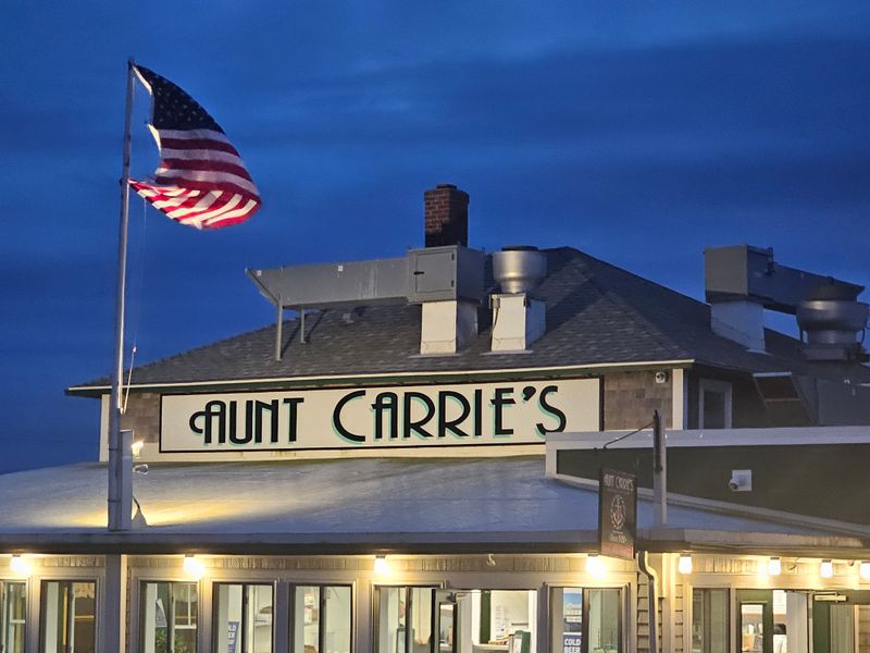 Aunt Carrie’s Restaurant – Narragansett