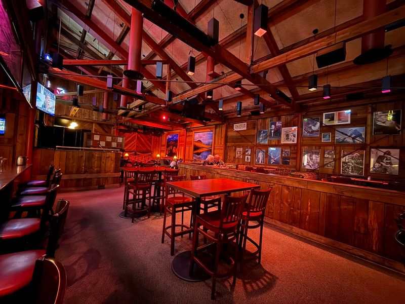 Max Dale's Steak & Chop House — Mount Vernon Max Dale's Steak & Chop House — Mount Vernon