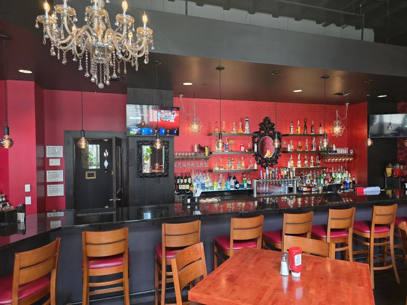 Pat and Gracie's Kitchen X Tavern (Downtown Columbus)