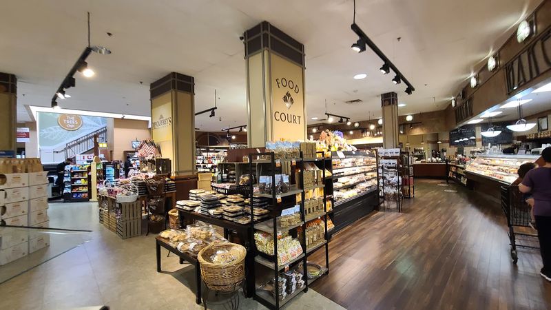 McCaffrey's Food Market