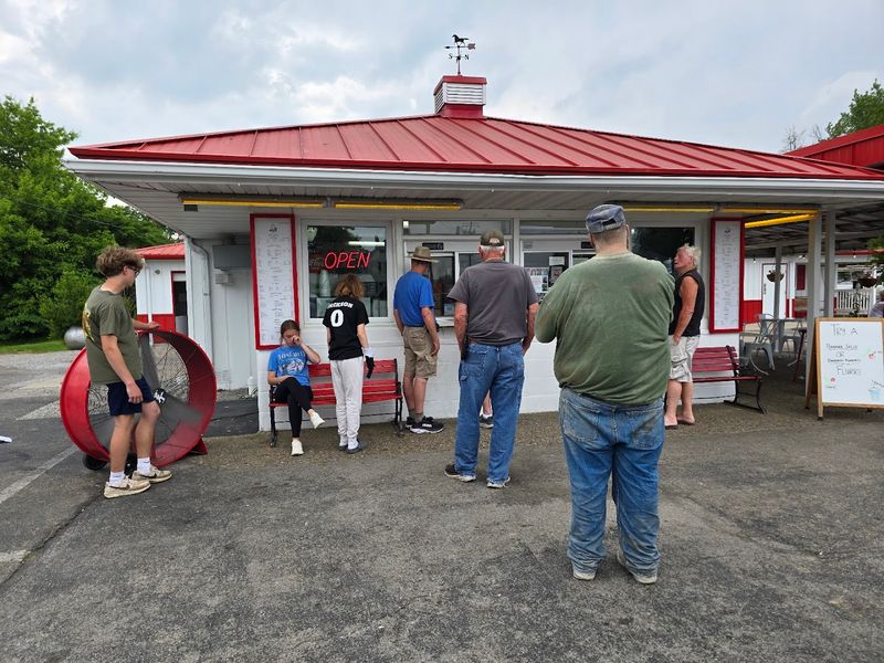 The Custard Stand, Sesser