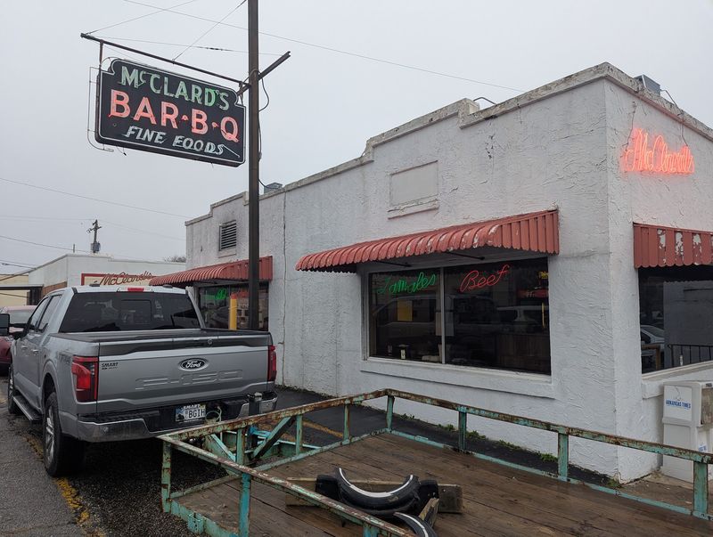 McClard's Bar-B-Q Restaurant McClard's Bar-B-Q Restaurant