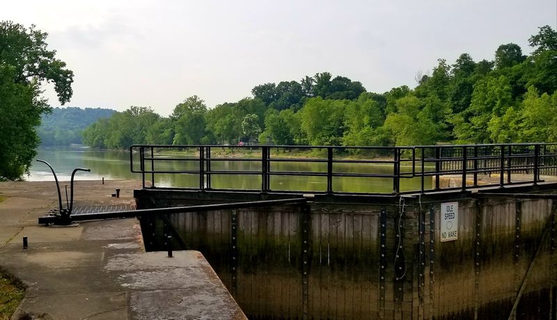 McConnelsville Lock and Dam No. 7, McConnelsville