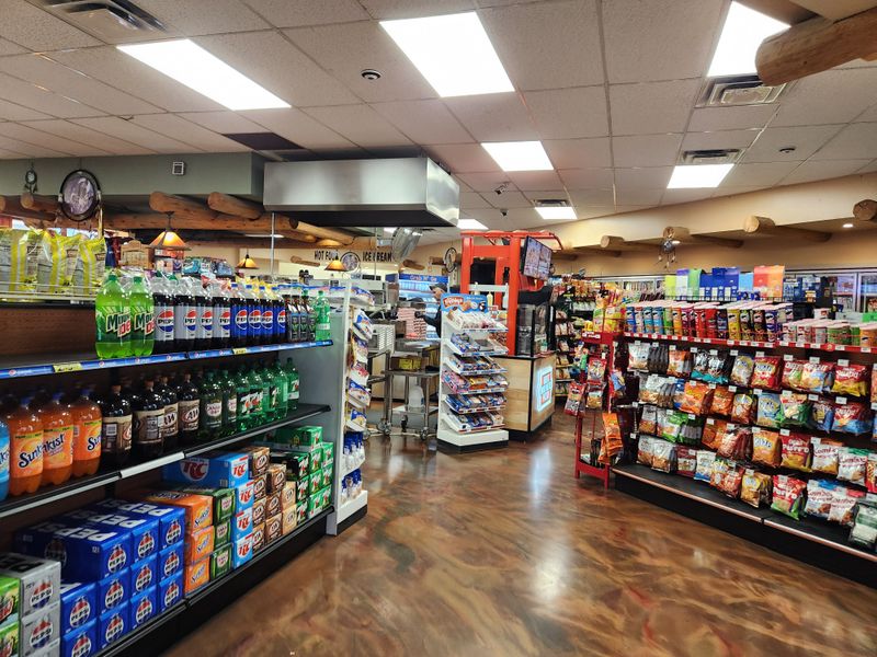 Sac & Fox Truck Stop, Powhattan