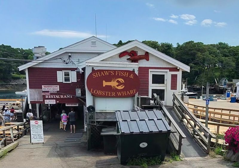 Shaw’s Fish & Lobster Wharf