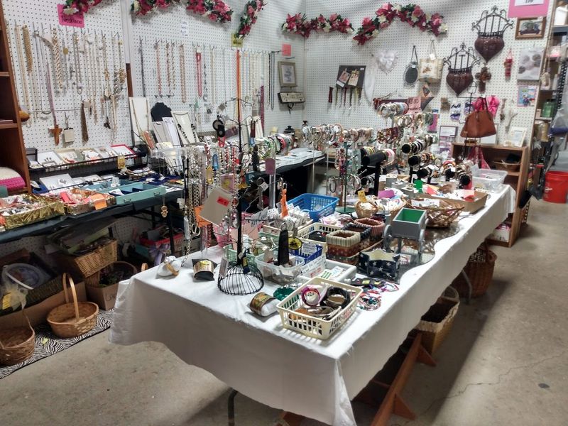 Me And My Sisters Flea Market