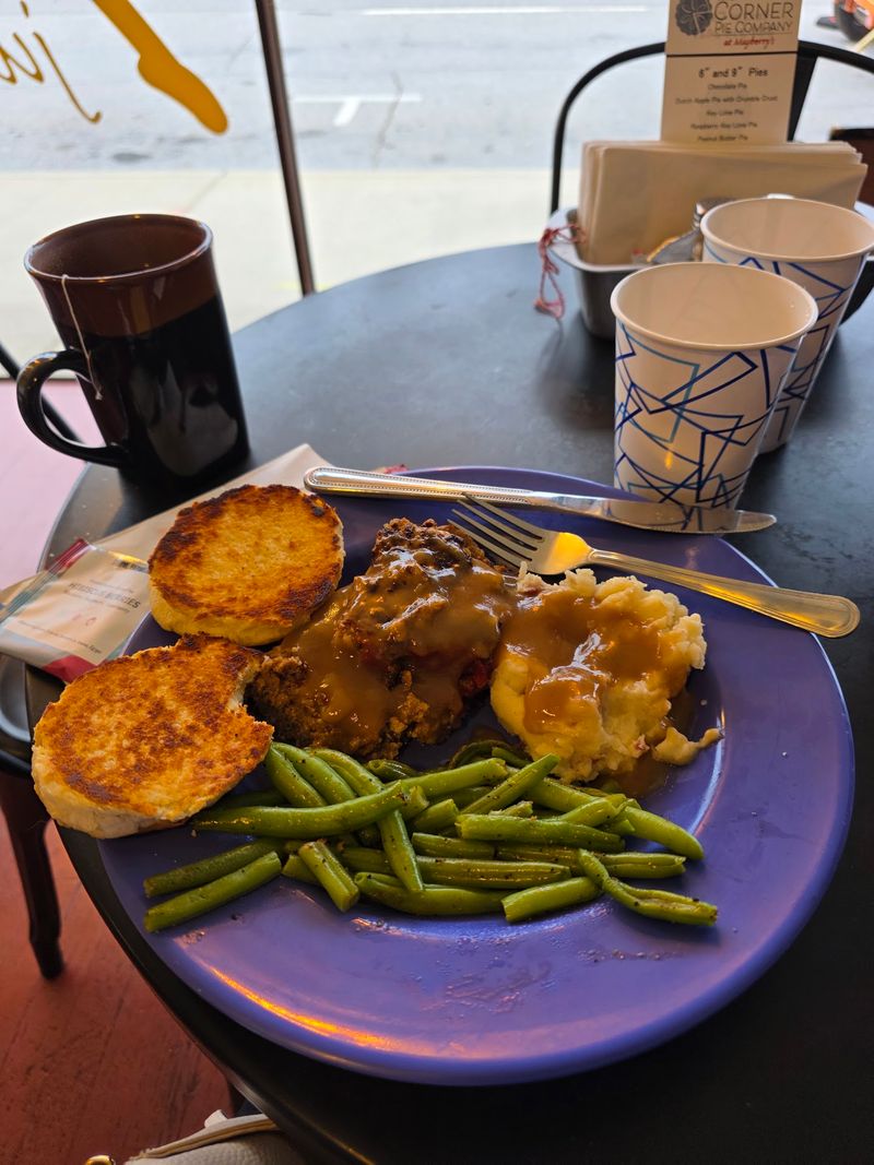 Meatloaf, Pot Roast, And Homestyle Plates
