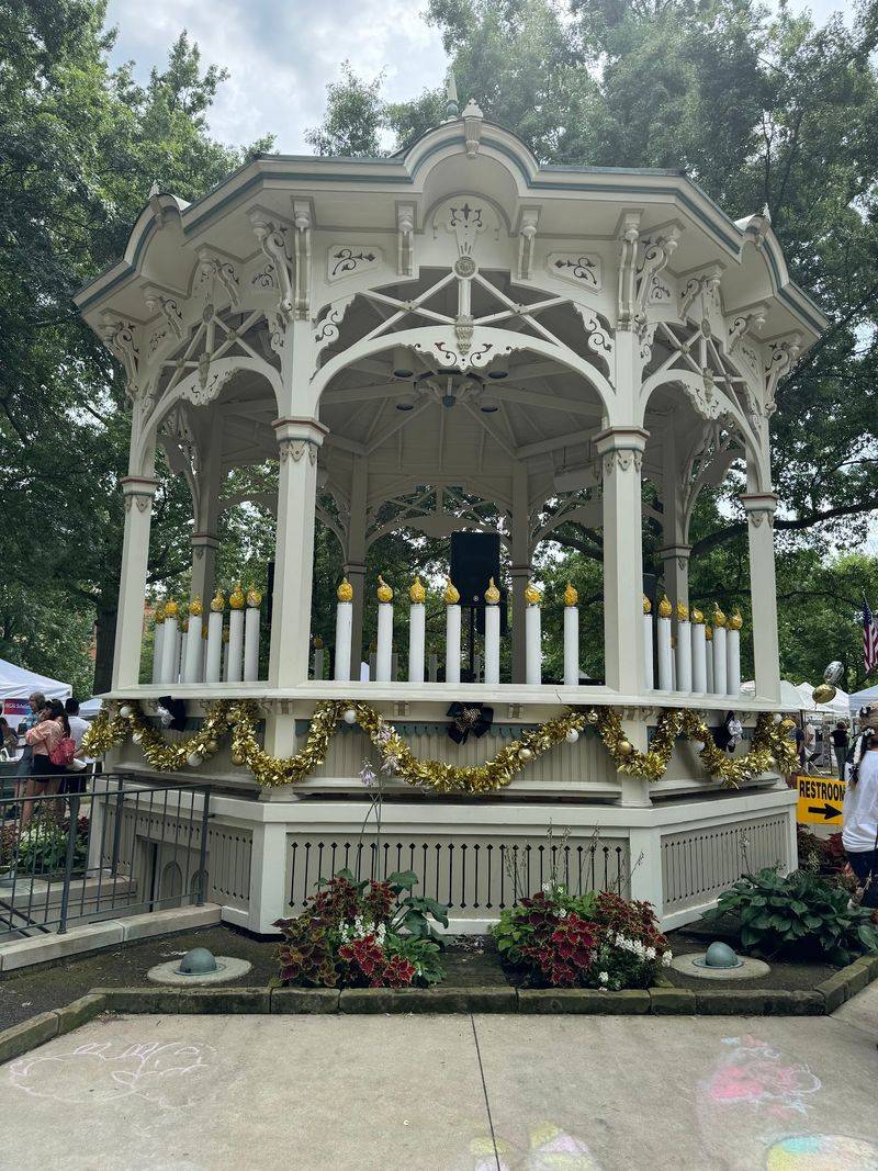 Medina Public Square Historic District, Medina