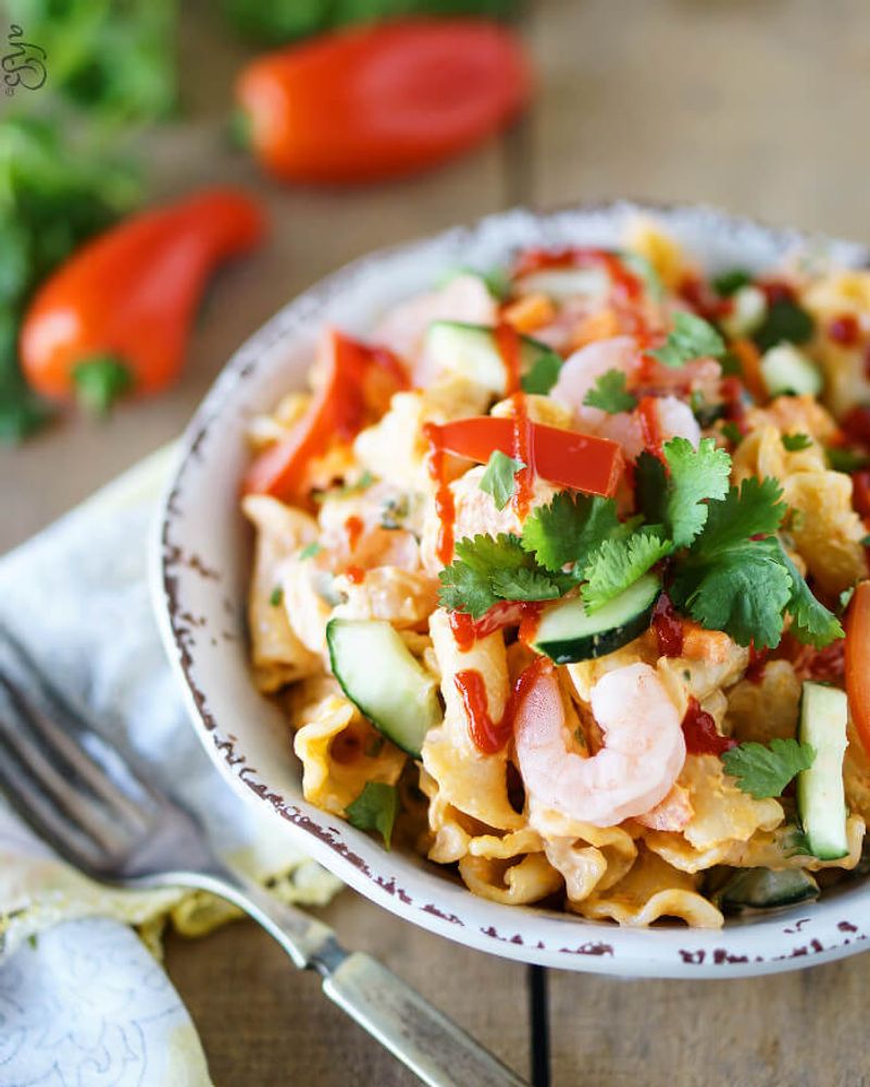 Spicy Sriracha Shrimp Pasta Salad