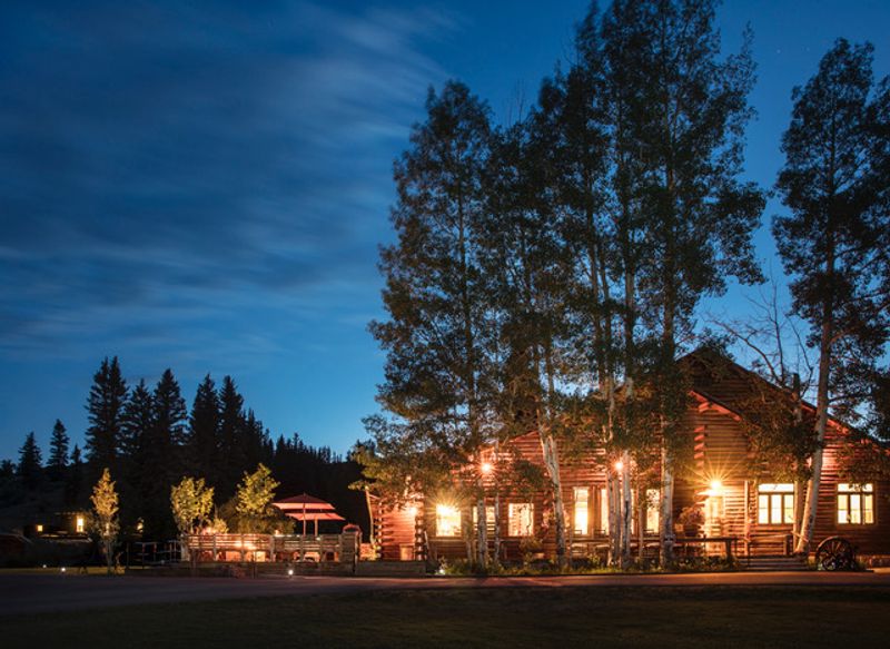 Meet 4UR Ranch At Goose Creek