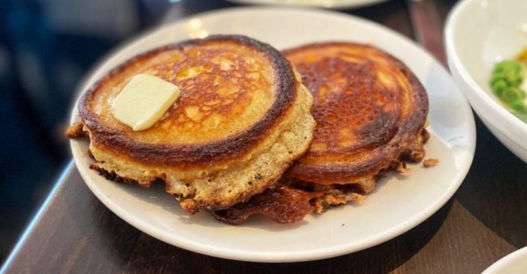 Meet The Tennessee Breakfast Diner With A Line Before Sunrise Every Weekend