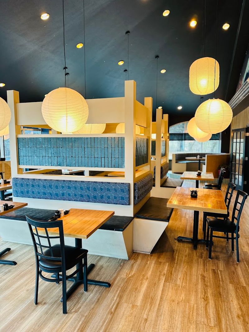 Meiji Japanese Cuisine, Fayetteville