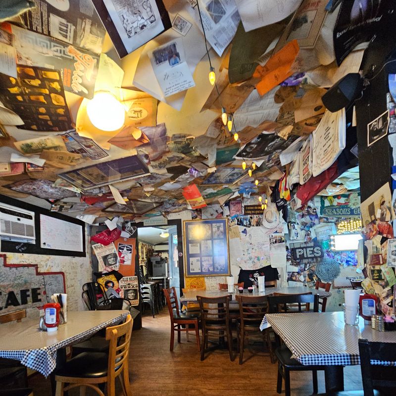 Royers Round Top Cafe, Round Top