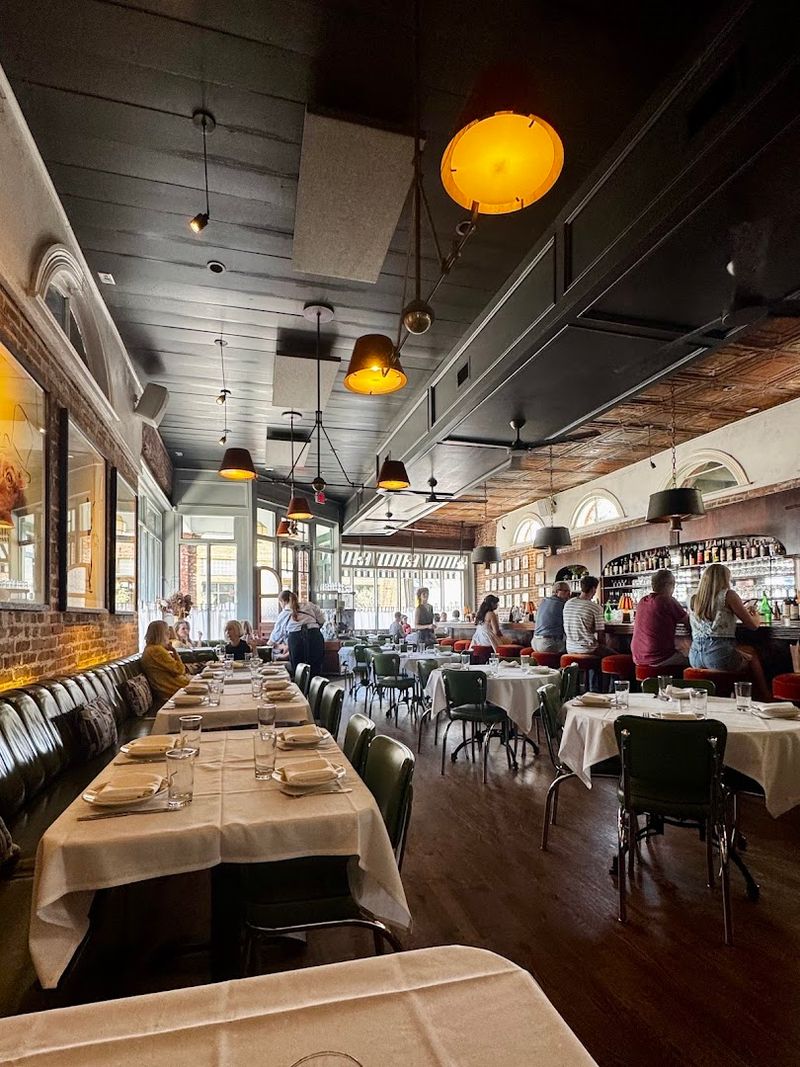 Melfi's, Charleston