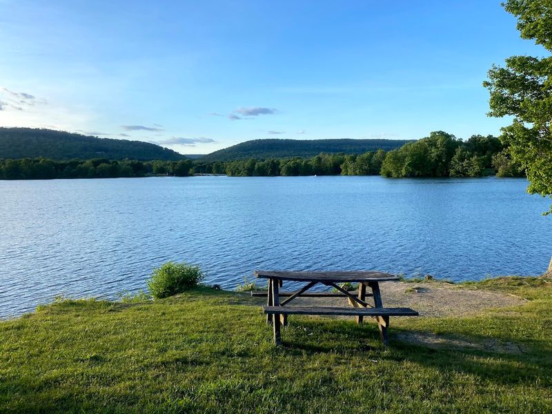 Memorial Lake State Park, Grantville