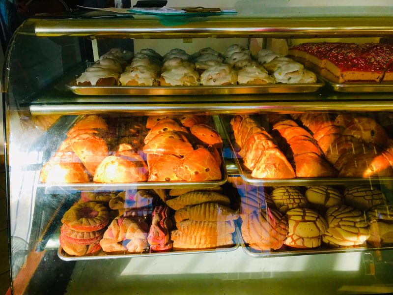El Triunfo Bakery, Tucson