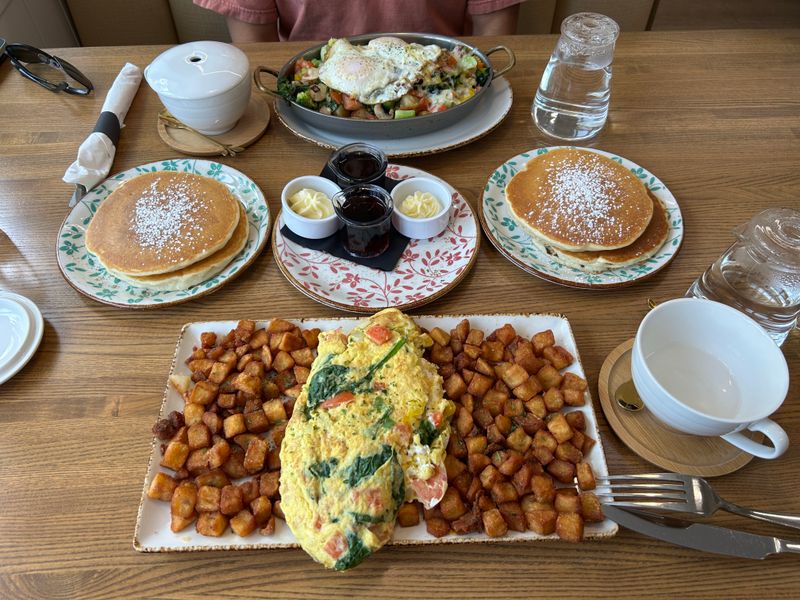 Signature Pancakes That Set The Bar High