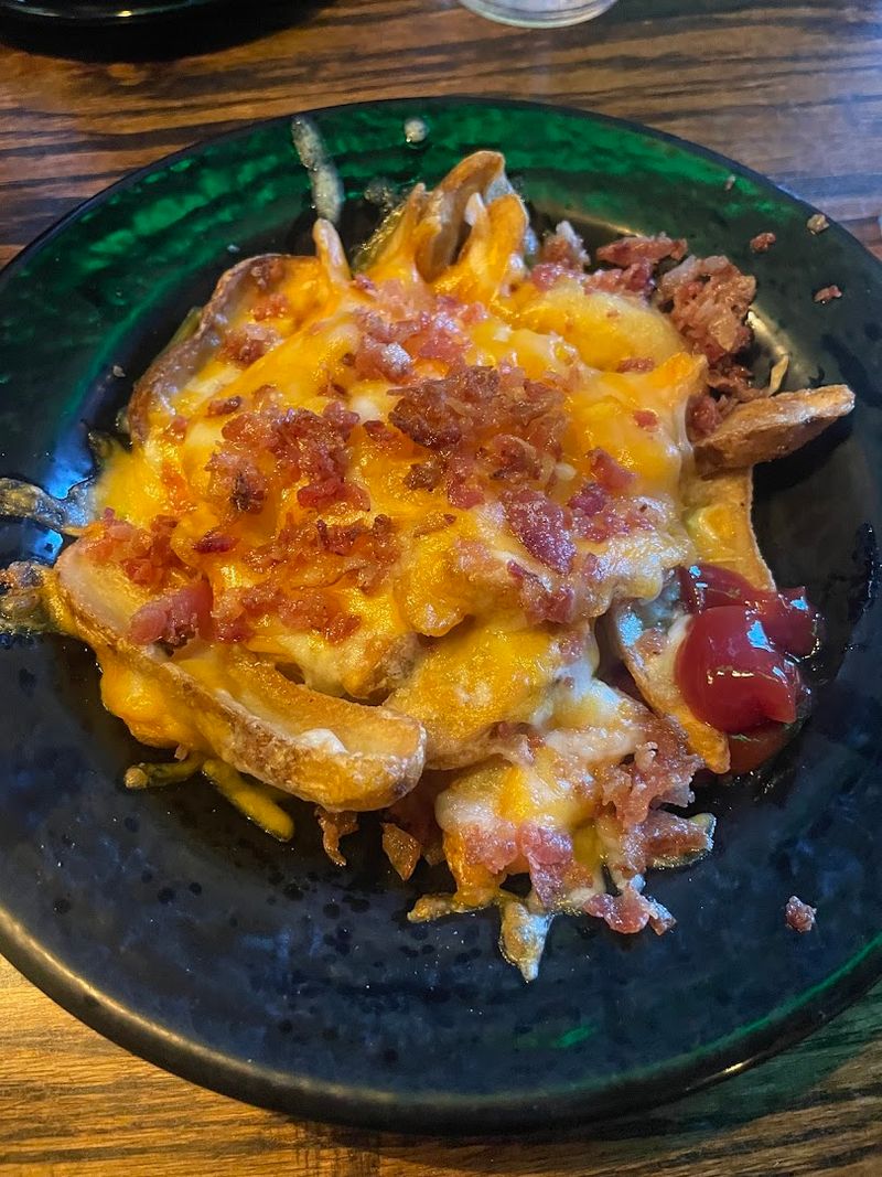 The Pub Fries That Deserve Their Own Fan Club