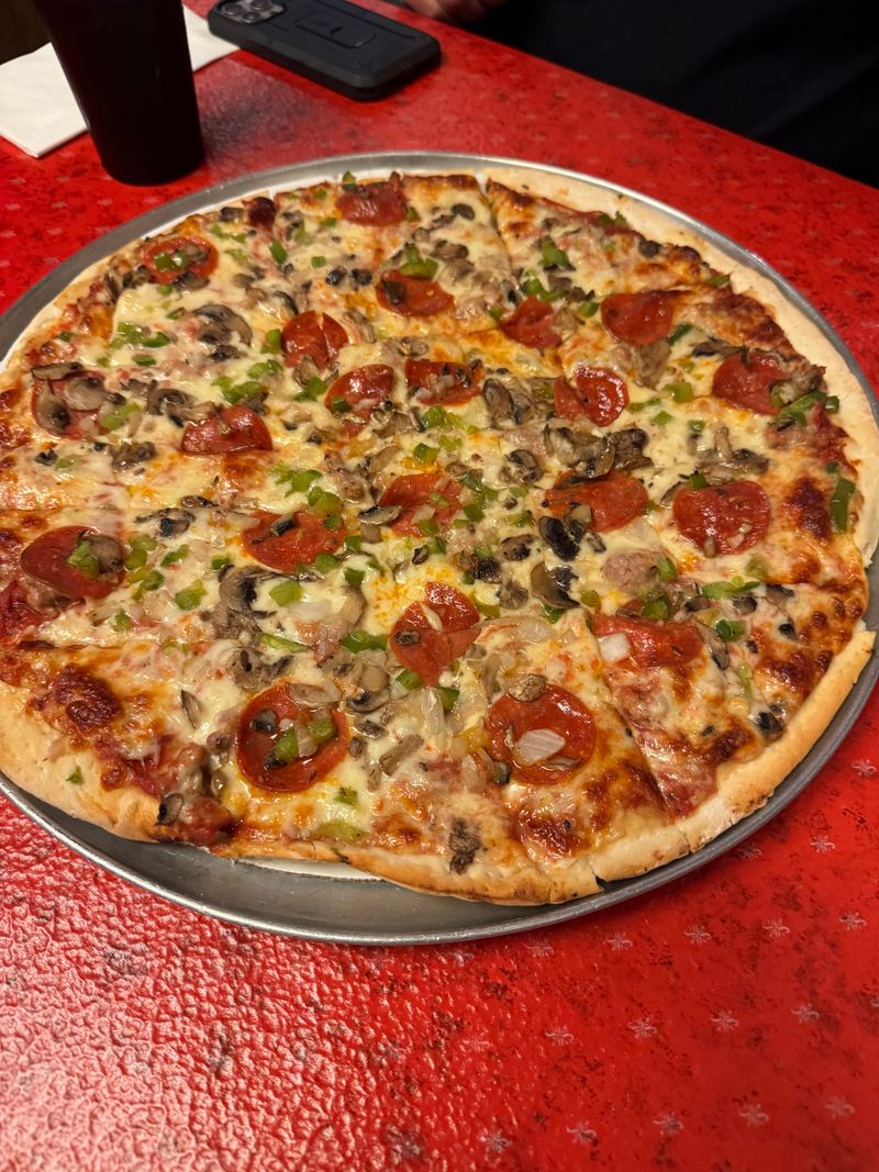 Signature Thin-Crust Experience