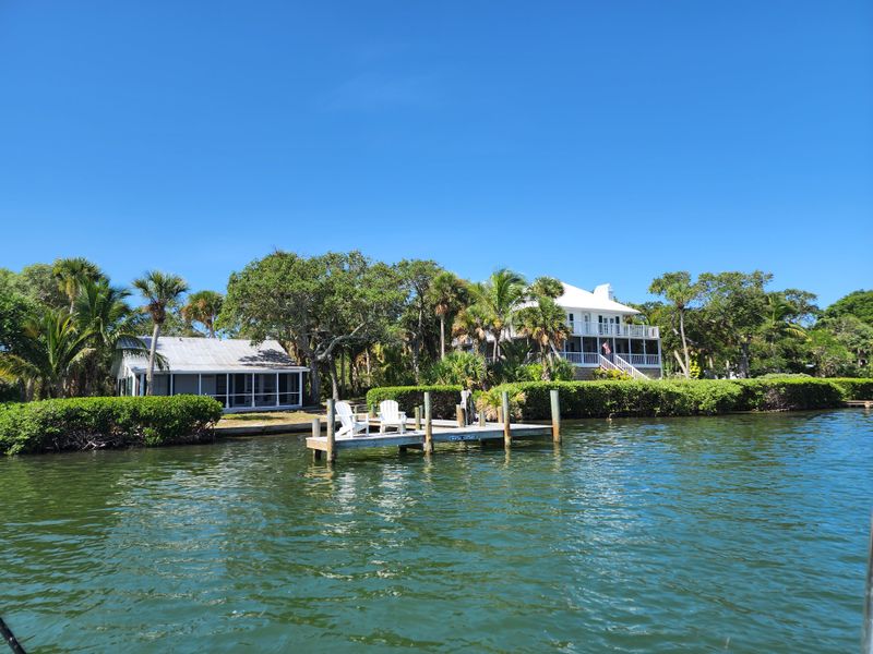 Signature Cheeseburger And Other Standouts