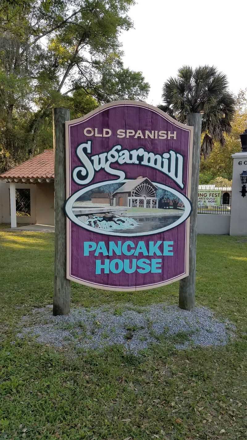 Signature Pancake Experience: Taste, Texture, Portions