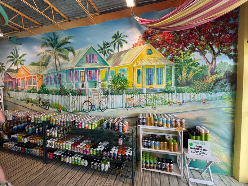 Signature Key Lime Pie Details