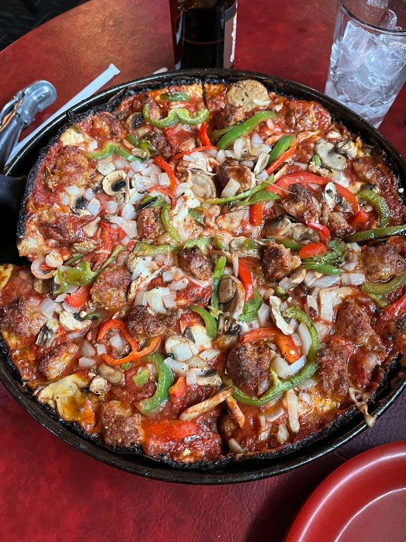 How The Famous Pan Eats: Taste, Texture, Portions