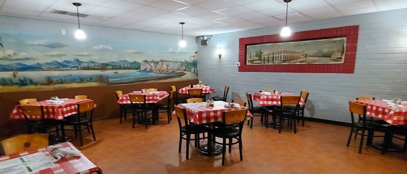 Mama Louisa's Italian Restaurant — Tucson