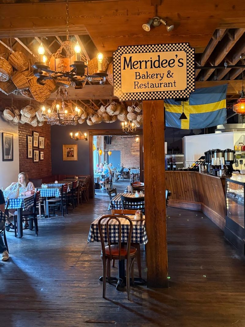 Merridee's Breadbasket