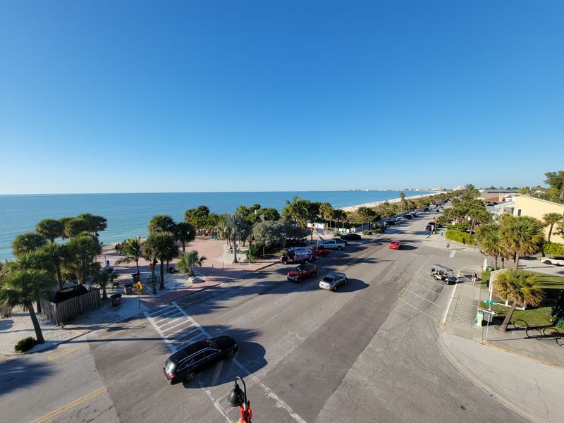 Casual Seafood Spots With Fresh Catches