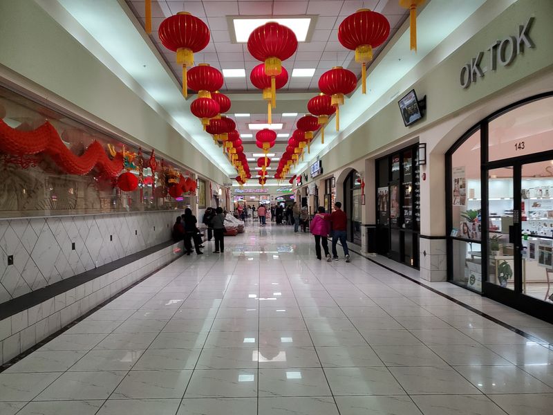 Mesa’s Asian District Keeps Growing Under One Roof Mesa’s Asian District Keeps Growing Under One Roof