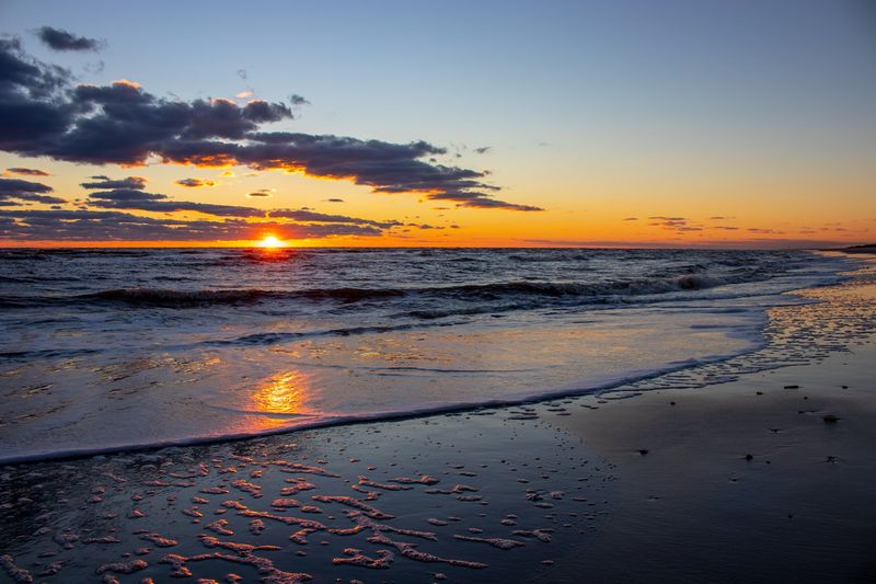 Mesmerizing Sunrises And Sunsets Mesmerizing Sunrises And Sunsets