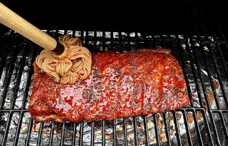 Mop Sauce Basted Ribs: The Art Of Continuous Flavor