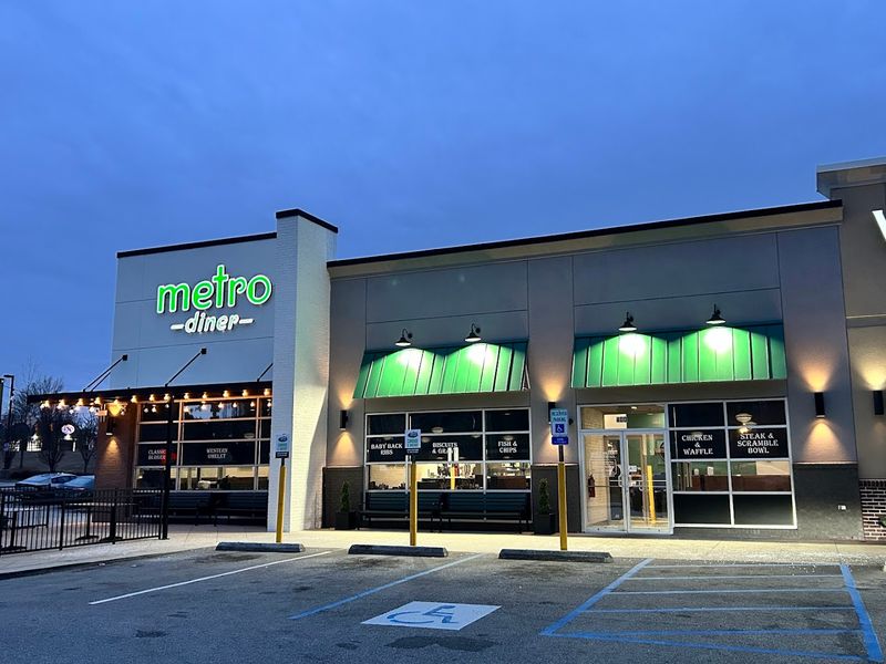 Metro Diner, Columbia