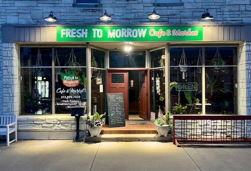 Fresh To Morrow Cafe, Morrow
