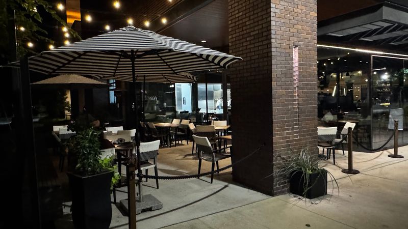 Mezzaluna Pasteria & Mozzarella Bar, Bentonville