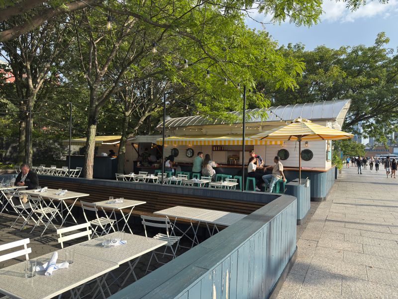 Drift In – Pier 45, West Village