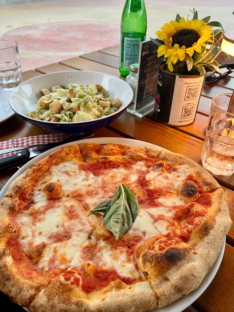 Spris Artisan Pizza, Miami Beach