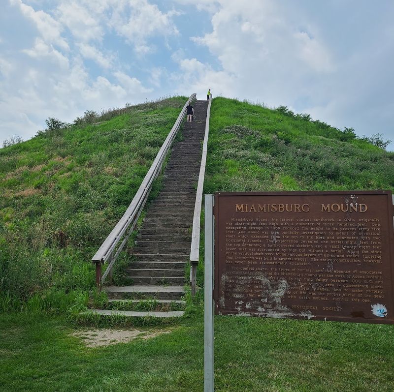 Miamisburg Mound Park Observation Platform, Miamisburg, Ohio